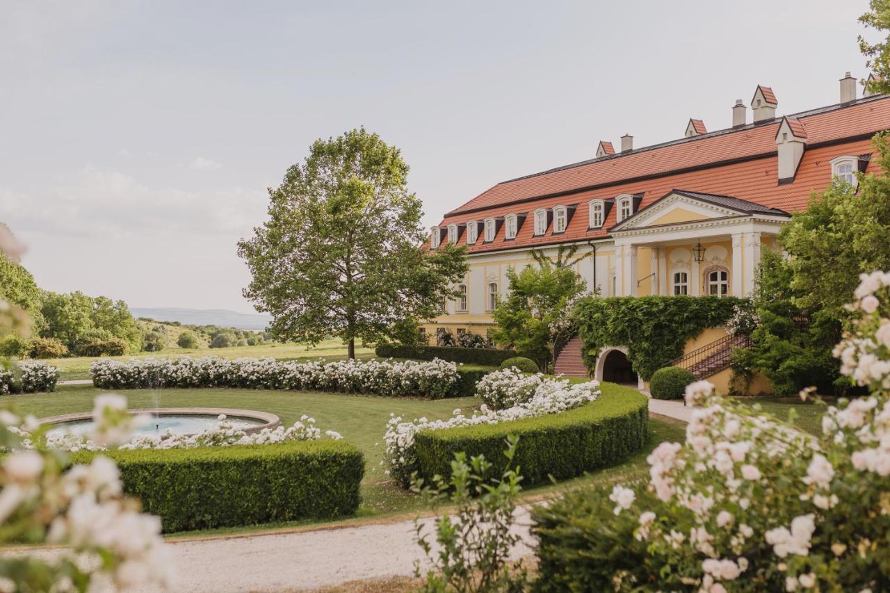 Hotel Chateau Bela ภายนอก รูปภาพ